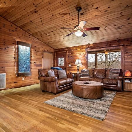Fly Away Cabin- Modern, Serene, And Convenient Compton 外观 照片