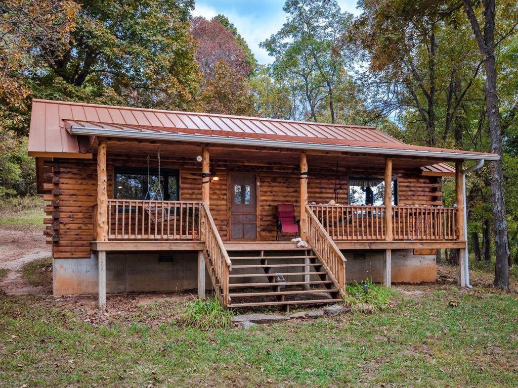 Fly Away Cabin- Modern, Serene, And Convenient Compton 外观 照片